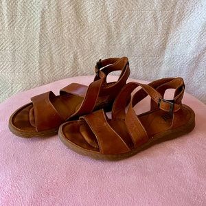 Born Handmade Leather Everyday Hiking Sandals